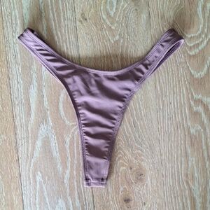 Vitae Apparel Mauve Bikini Bottom - S